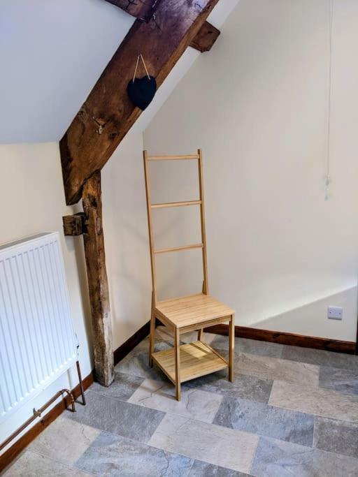 The Old Granary Farm Cottage Abergavenny Zewnętrze zdjęcie
